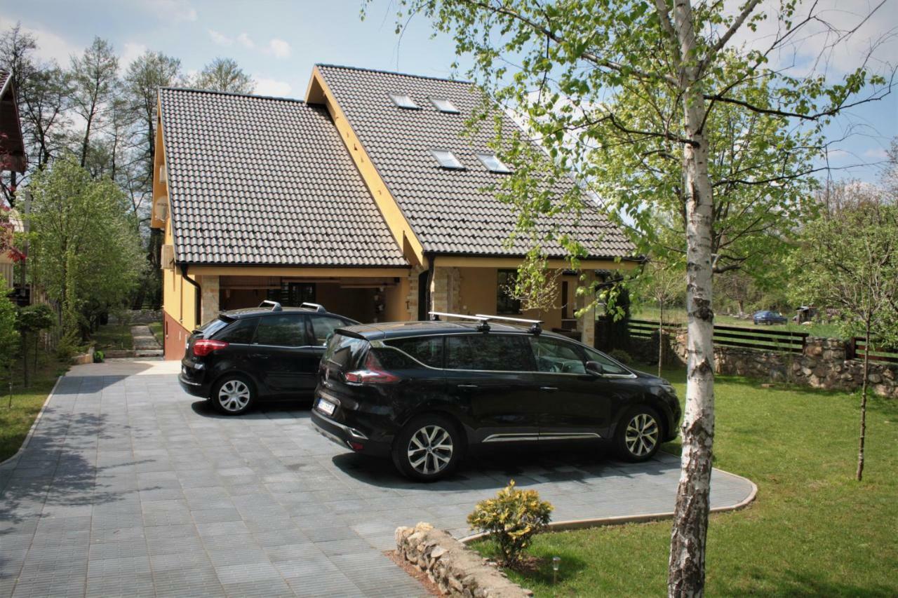 Kruševac Guesthouse Silvani מראה חיצוני תמונה